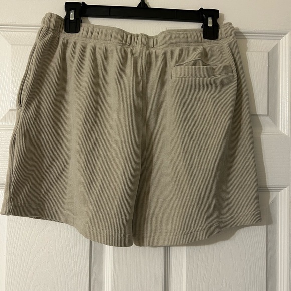 Beige Ribbed Drawstring Shorts - Picture 2 of 2